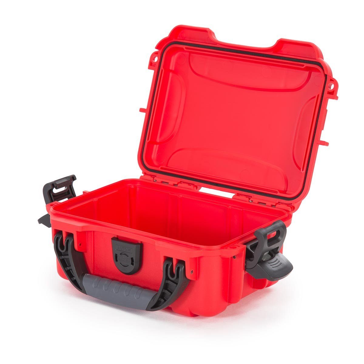 nanuk-903-red-open-empty_1800x1800