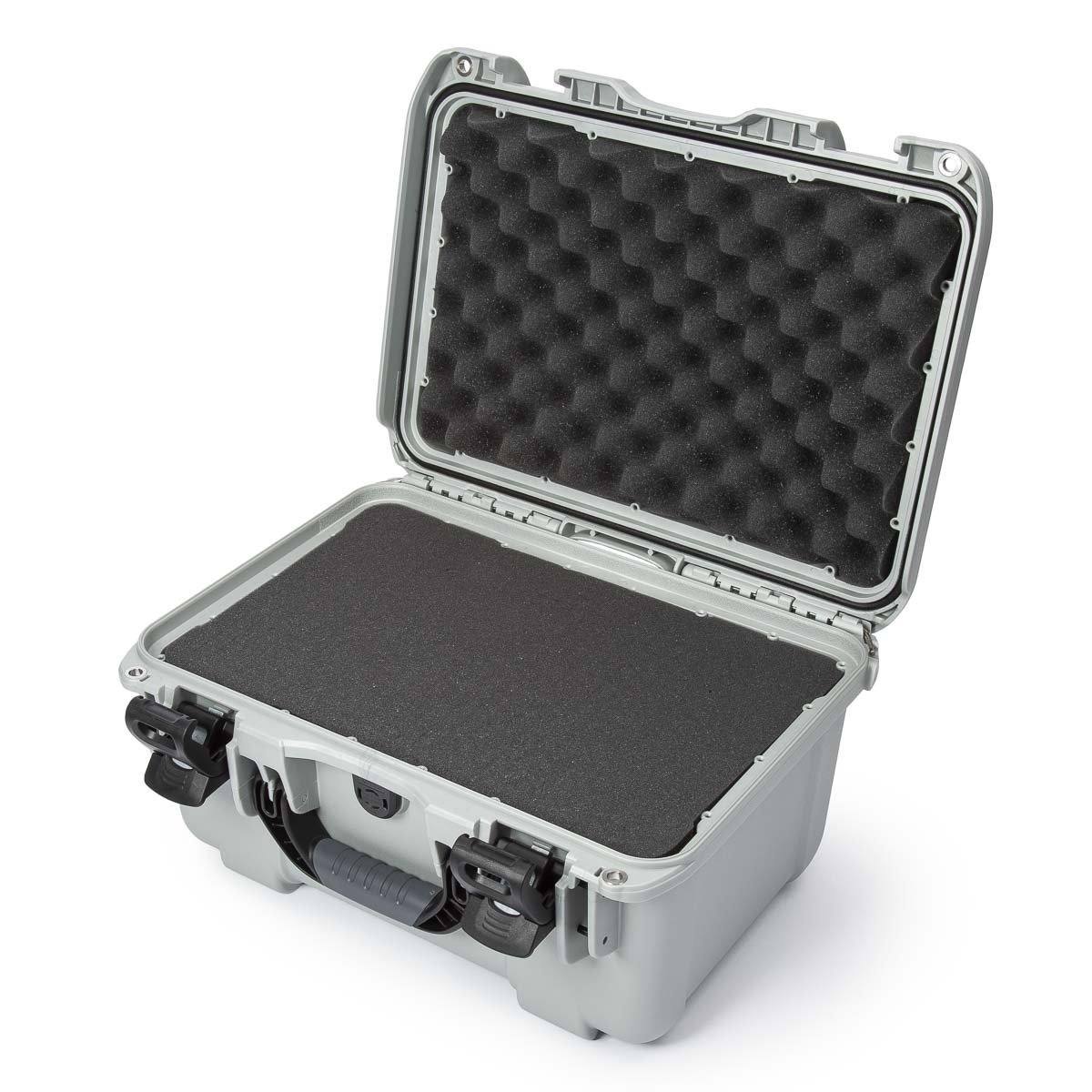 Nanuk-918-Silver-Cubed-Foam_02a99244-8c9b-4de6-86e2-cf8f7cd3a721_1800x1800
