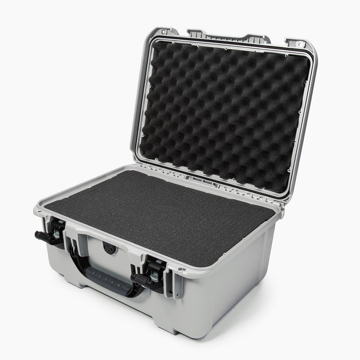 Nanuk-933-Silver-Cubed-Foam_1800x1800