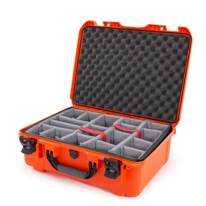 nanuk-940-orange-angle-standing-open-padded-divider_720x