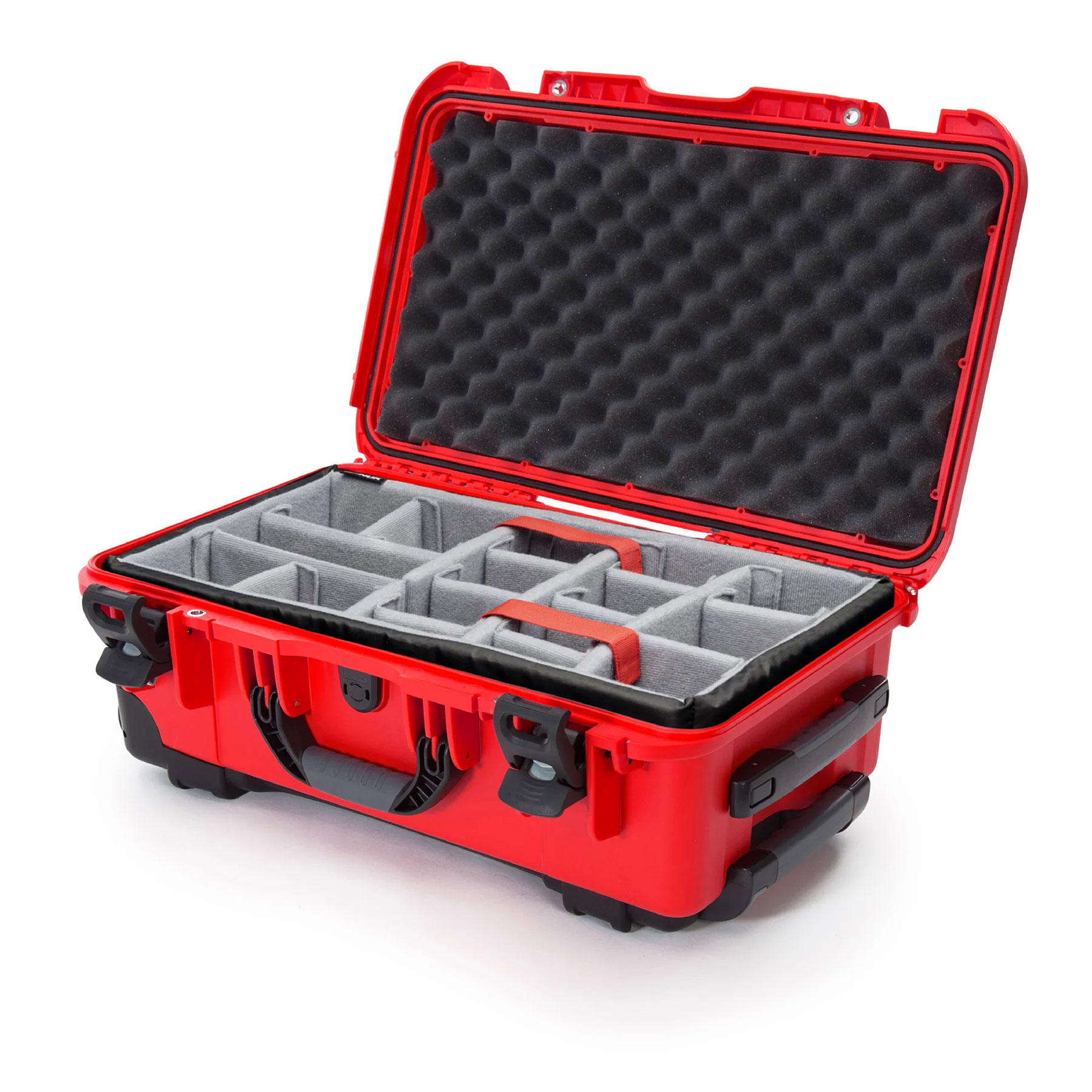 nanuk-935-red-open-divider2_1800x1800
