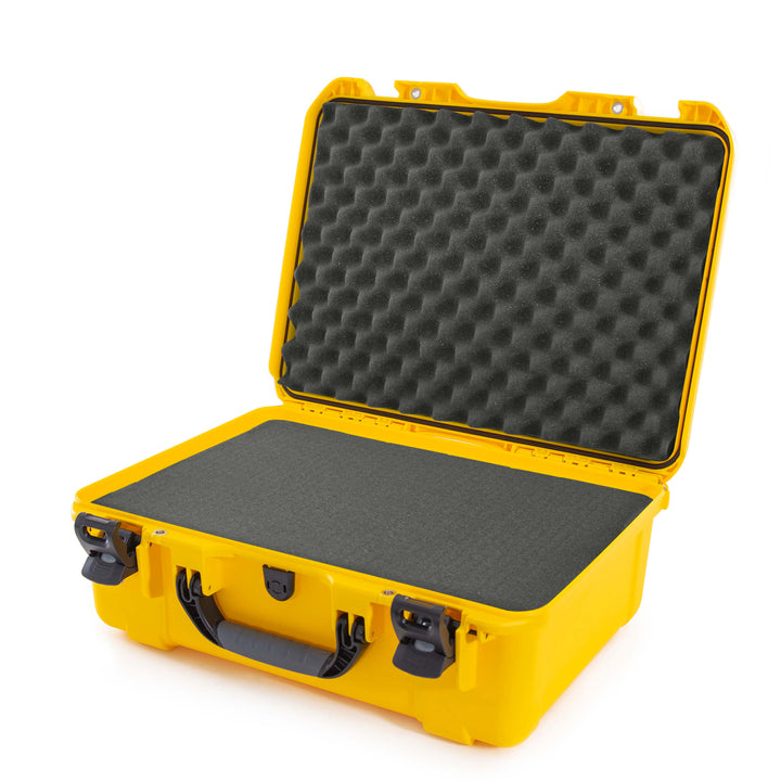 nanuk-940-yellow-angle-standing-open-foam_720x
